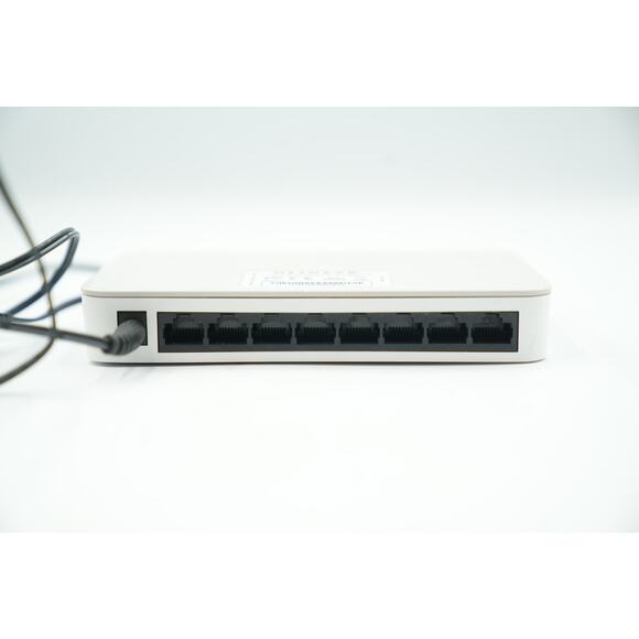Netgear GS605v5 5-Port Gigabit Ethernet Switch White Desktop Network Hub Tested - Picture 9 of 9